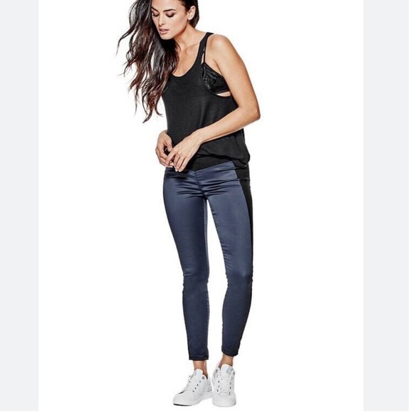 Mid rise Sateen Leggings from Guess - Picture 4 of 11